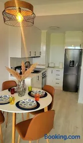 AQ 121 Elvira Home Altos de Campoamor - Image 3