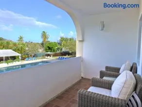 Modern 1 Bed Condo with Pool in Holetown - Image 4