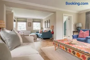 West Gables - Image 5