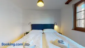 Beautiful 2 bedrooms apartment, perfectly located in Saillon - Image 1