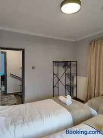 Tommy's Guest House - Image 2