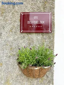 Chateau des Fouilloux - Guest House - Image 1