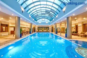 Premier Palace Hotel Kyiv - Image 2