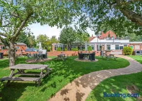 Cawood Country Park - Image 2