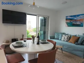 JesLiving Hvar - Elegant 2 Bedroom Apartment near the Sea in Historic Center of Hvar Town - Image 1