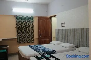 AKM REST HOUSE FAMILY HOME STAY OUR LADY TANK vlk - Image 2
