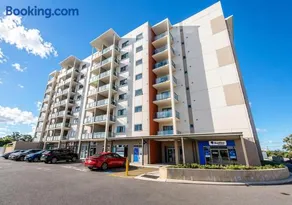 Premium Apartment in Cockburn Central - Image 2