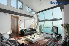 Villa Arentz - Front Sea Apartments - Image 3
