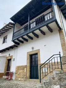 Casa Gin Tazones - Image 4