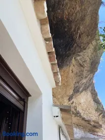 Casa Cueva Un Rincón en la Roca - Image 2
