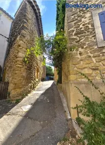 Appartement T1 centre Lourmarin - Image 4