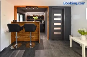 Sip & Sleep - A Vineyard Microhome Experience - Image 1
