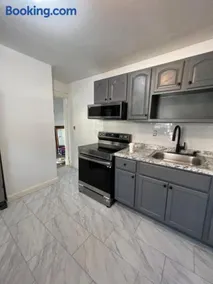 Preston Serenity Room With Shared Bath & Kitchen - Image 2