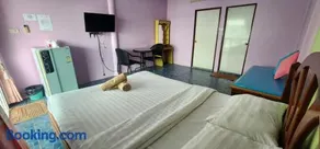 Phuttharaksa Resort - Image 1