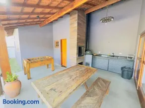 Linda Casa de Campo Nova em condomínio com piscina aquecida - Image 4