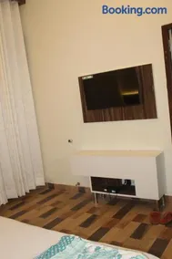 Hotel Narayan Palace - Image 2