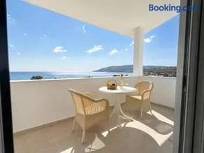 Niriides Apartments - Image 2