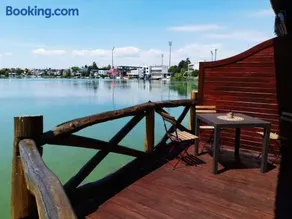 Senec vilka na jazere - Image 3