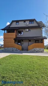 4 Seasons Guest House - Image 4