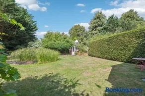 2-Bed Barn Escape, Private Drive and Gardens - By Tempstay - Image 5
