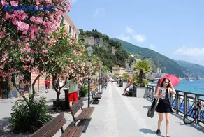 Monterosso al Mare 20 - Image 4