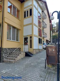 Hotel Alice - Image 1