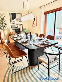 Modern Home - Privacy - Prime Location - 18min Camelback Ski Resort - Image 1