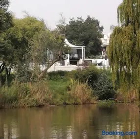 The Place Guesthouse Parys - Image 1