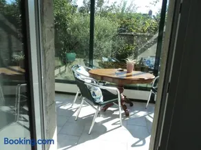 3 Rue des Caux - Image 1