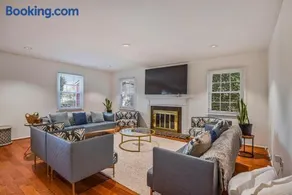 Cozy 4BR Retreat - Private backyard, Gazebo & Grill - Image 1