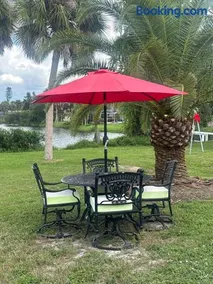 Magic Secluded Suite-Pool-Sauna plus Lake View Venice Florida - Image 2