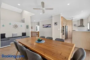 Seas the Fun - Estick Street - Image 2
