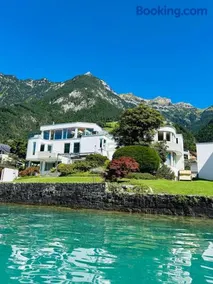 Exclusive Lake Access Villa Studio - Image 1