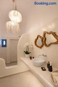 Rosaviglia Luxury Villa - an Oia Private Hideaway - Image 4