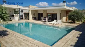 Luxusvilla LaEscuera mit Bergblick, WLAN, Klimaanlage und großem Pool - Image 1