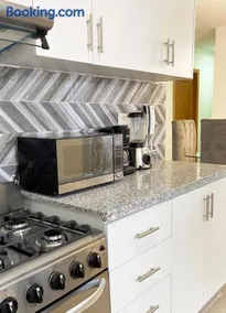 Apartment near the airport - Image 4