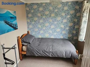 3 Bedroom family home Newport, Located next to M4 - Image 2