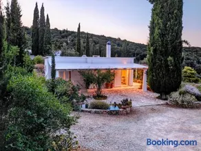 Villa Buras - Image 1