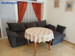 LS Central Apartment - Image 3