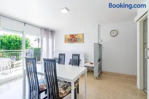 Residencial Costamar next Bcn, 50m beach with swimming pool - Image 3