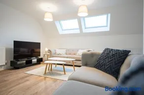 Stylish 2BR in Wickham Market - Image 2