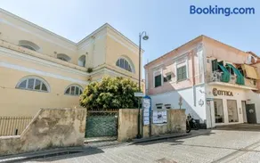 Porto House Ischia - Image 2