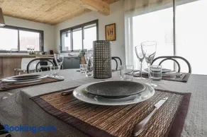 Cozy House Close to Les Salines Royales with Parking and WiFi - Image 2