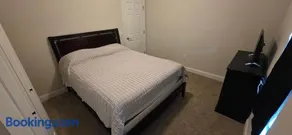 Room in Downtown Orlando! Close to everything! - Image 1