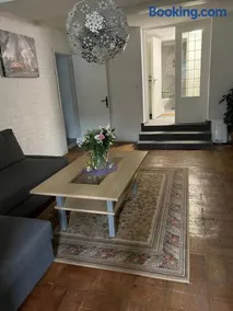 Lugnt och centralt läge - Image 4