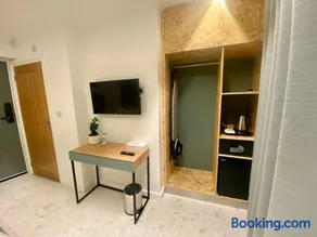 Station Rooms - Image 5