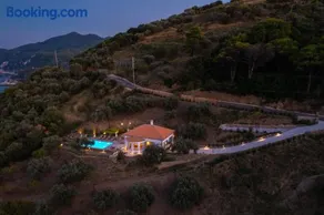 Avgi Villa - Image 2