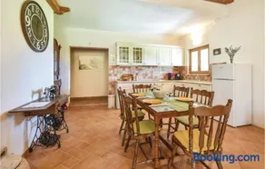 Two-Bedroom Apartment In Ostrvica - Image 3