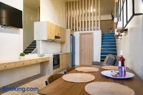 Remezzo Luxury Apartments - Image 1
