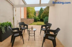 Maison cosy avec terrasse et jardin - Aéroport gare - Image 3